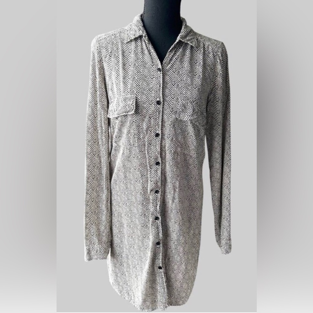 NEW NWOT SPLENDID Chevron Pattern Shirt Dress